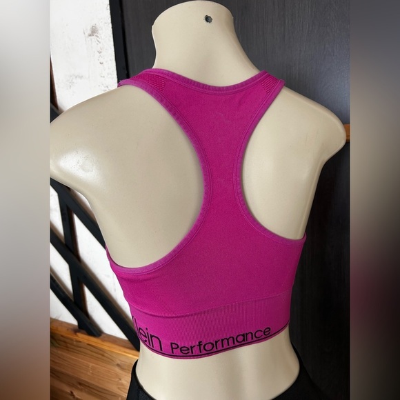 Bundle of 6 sport bra size s/m pre loved perfect condition different brands - Picture 8 of 12